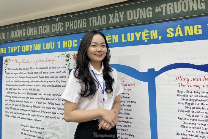 Nữ sinh sư phạm là đảng viên, đạt thành tích học tập xuất sắc